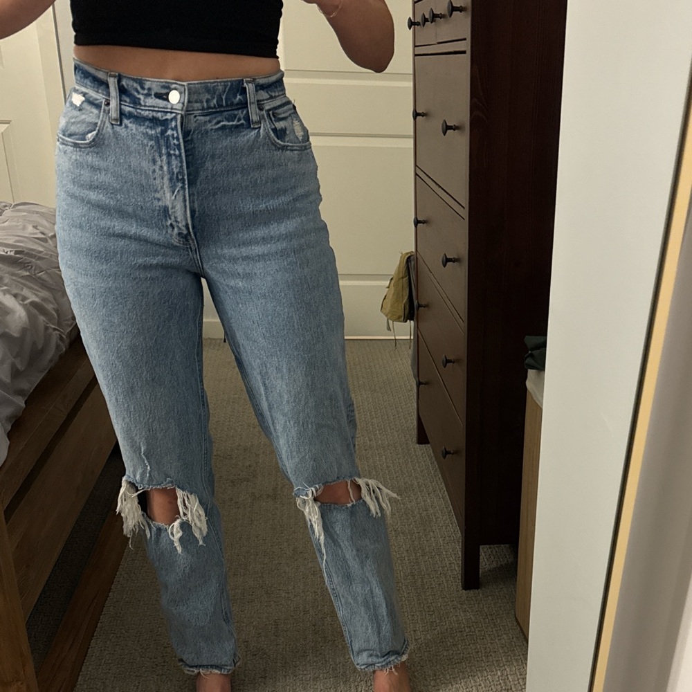 Abercrombie & Fitch Light Blue "The 90s Straigh Ultra High Rise Jeans